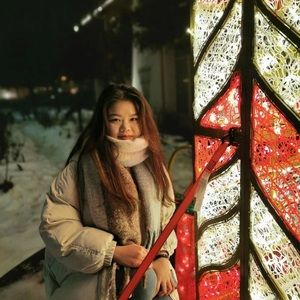 Meet your Posher, Carolina